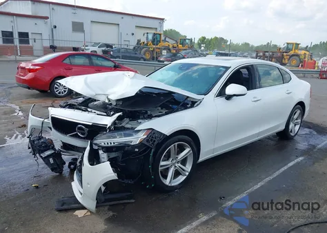 2018 Volvo S90 T5 Momentum from USA, damaged, VIN LVY982MK6JP016485